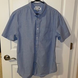 Men’s Old Navy Slim Button Down Short Sleeve Shirt